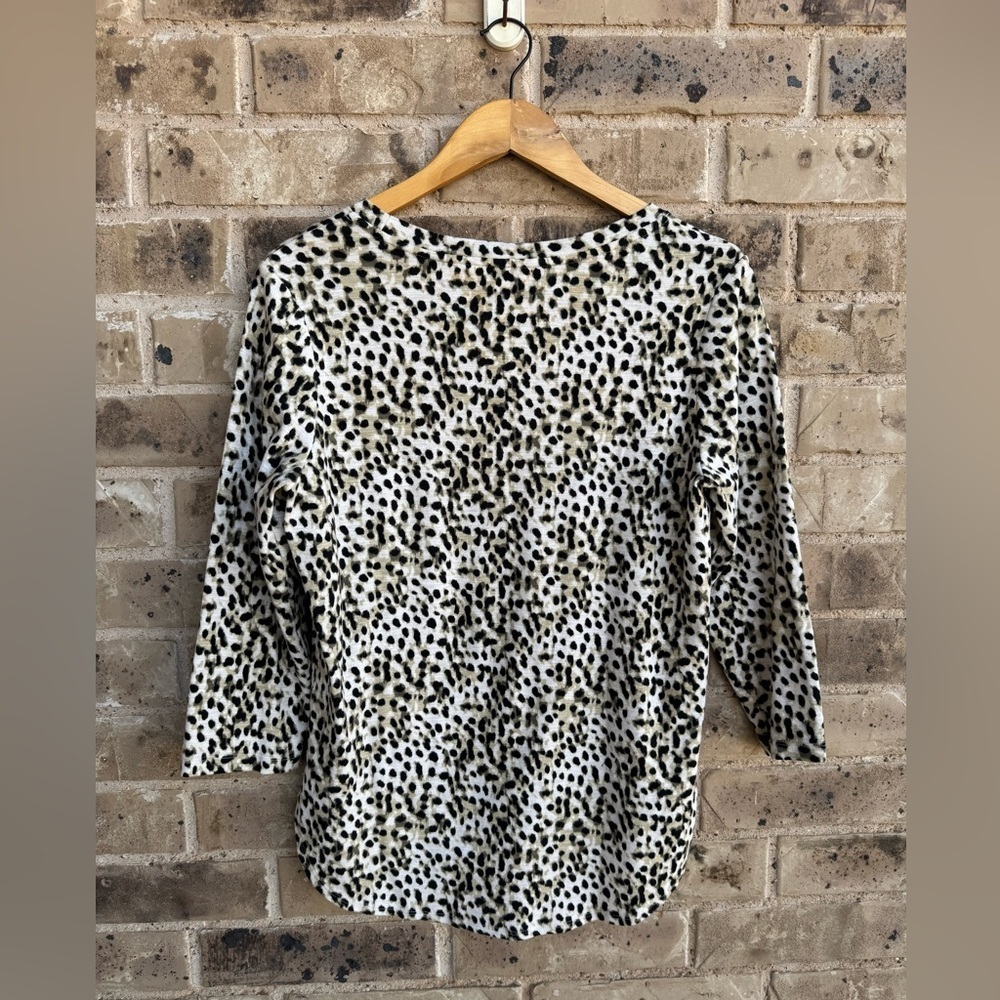 Tommy Bahama Ashby Isles Lagoon Black and Cream Patterned Long Sleeve Top Size M - Picture 7 of 11